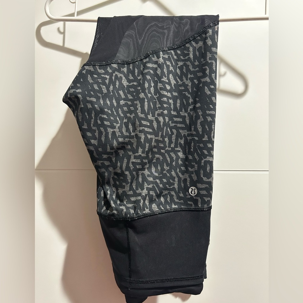 Lululemon mesh running leggings